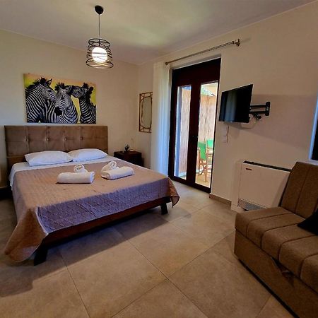 Alkioni'S Nest Apartments อาร์คูดี ภายนอก รูปภาพ